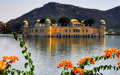 water palace jaipur rajasthan guided tour