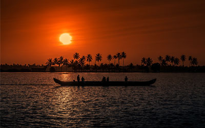 kerala backwaters boat ride,kerala backwaters village walk,tropical plantation kerala backwaters